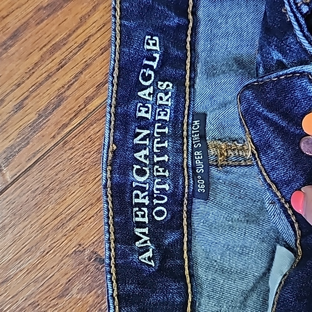 American Eagle denim shorts - Picture 2 of 4